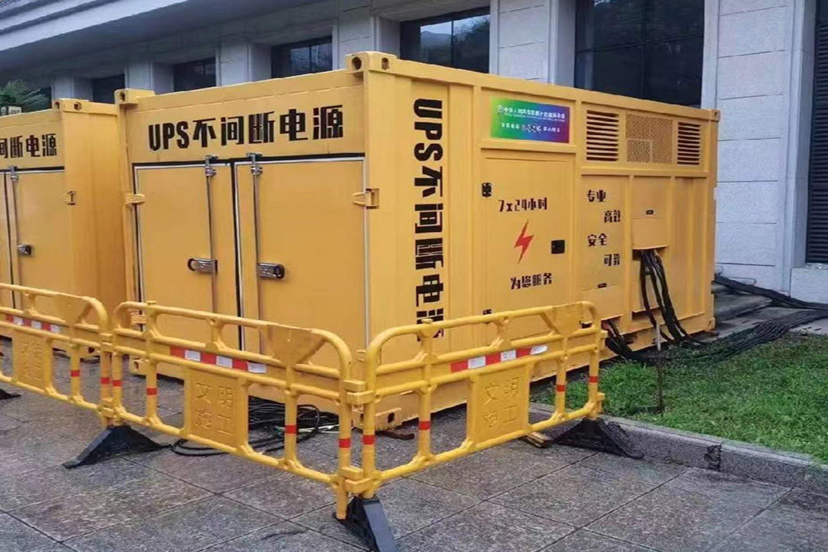 德宏发电机租赁施工现场